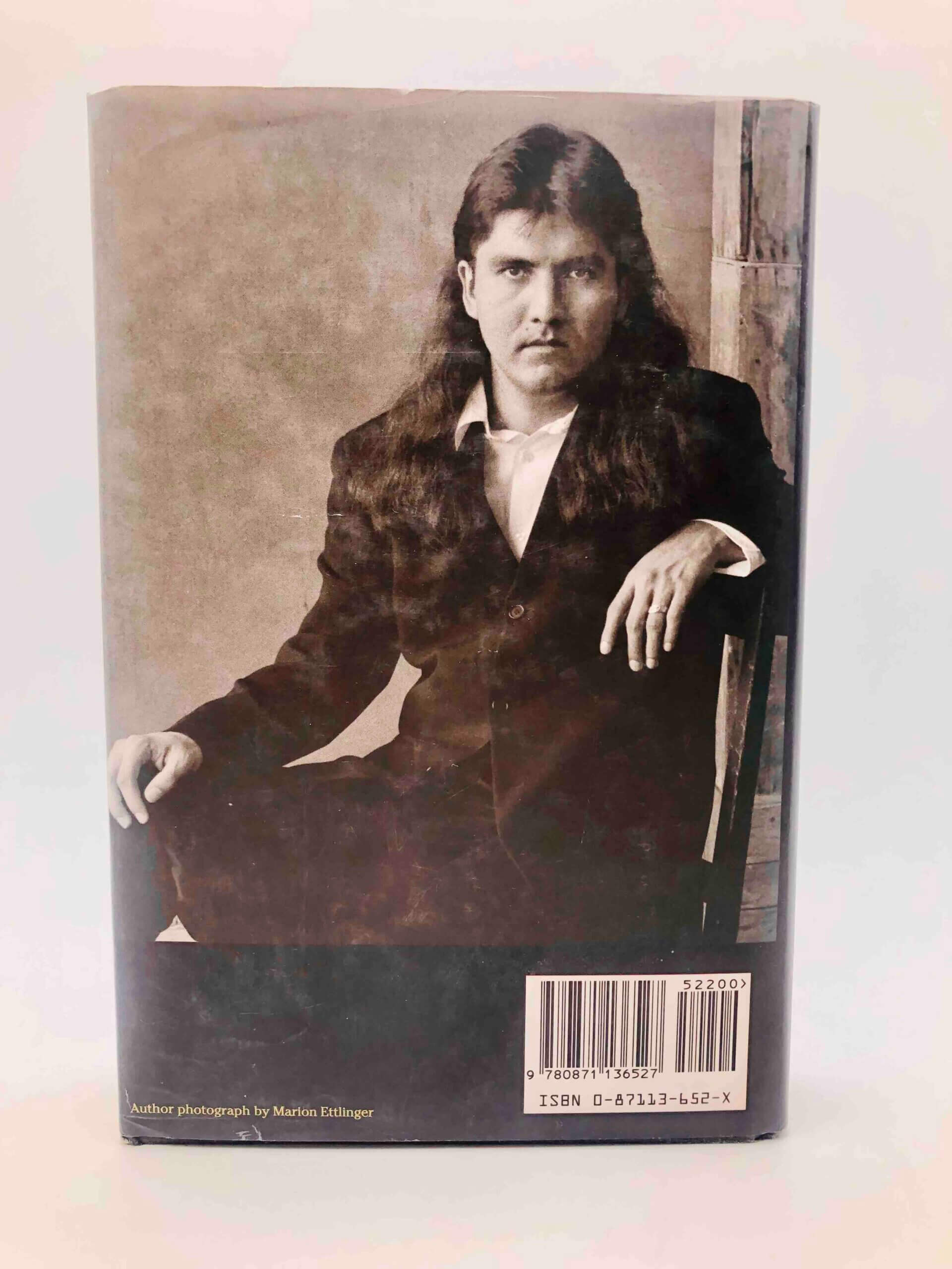 Indian Killer. Signed by Sherman Alexie. First Trade Edition, First Printing. Atlantic Monthly, New York, 1996. - Image 3