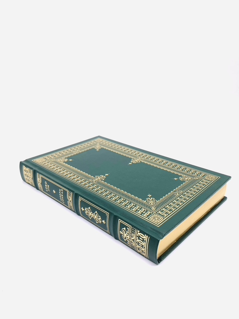 Lord Jim. By Joseph Conrad. Illustrated by Walt Spitzmiller. Illustrated Edition. Franklin Library. Franklin Center, 1991. - Image 3