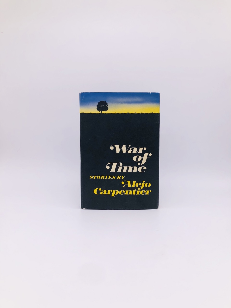 War of Time. By Alejo Carpentier. Translated by Frances Partridge. First American Edition, First Printing. Knopf. New York, 1970. - Image 2