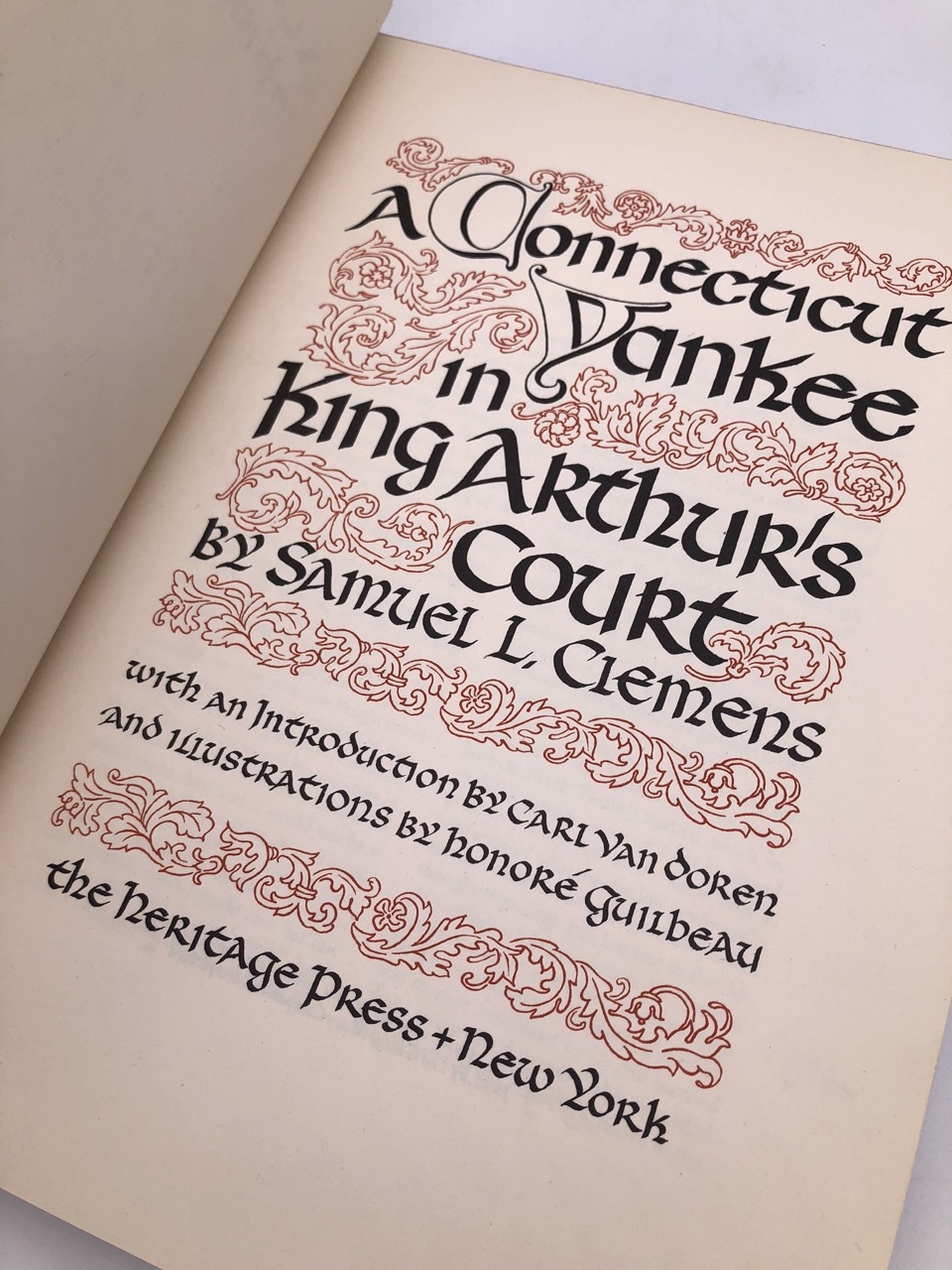 A Connecticut Yankee in King Arthur’s Court. By Mark Twain. Illustrated by Honore Guilbeau. Illustrated Edition. Heritage Press. New York, 1948. - Image 3