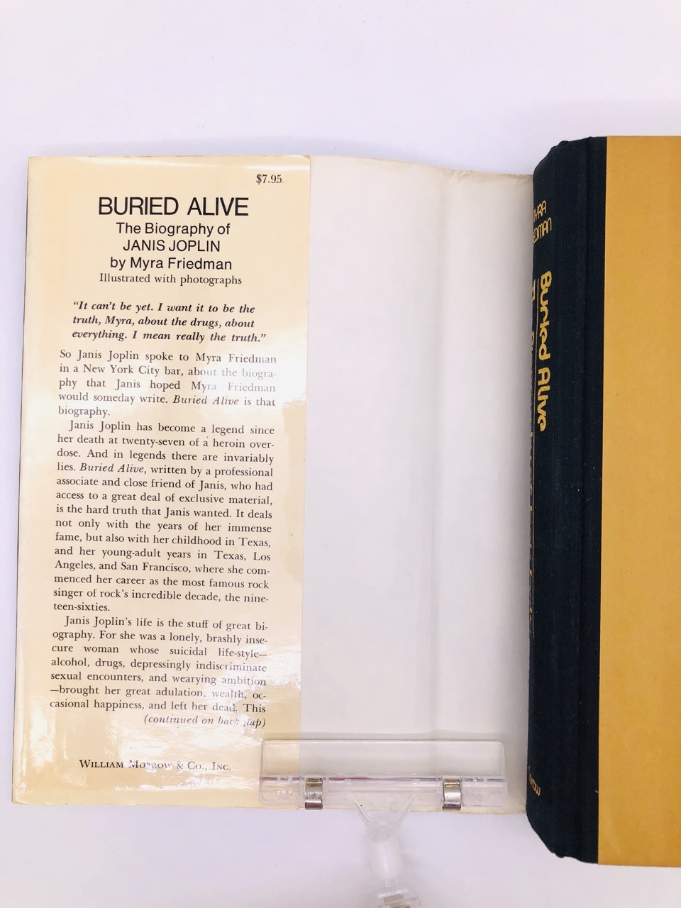 Buried Alive: The Biography of Janis Joplin. By Myra Friedman. First Edition, First Printing. Morrow & Co. New York, 1973. - Image 4