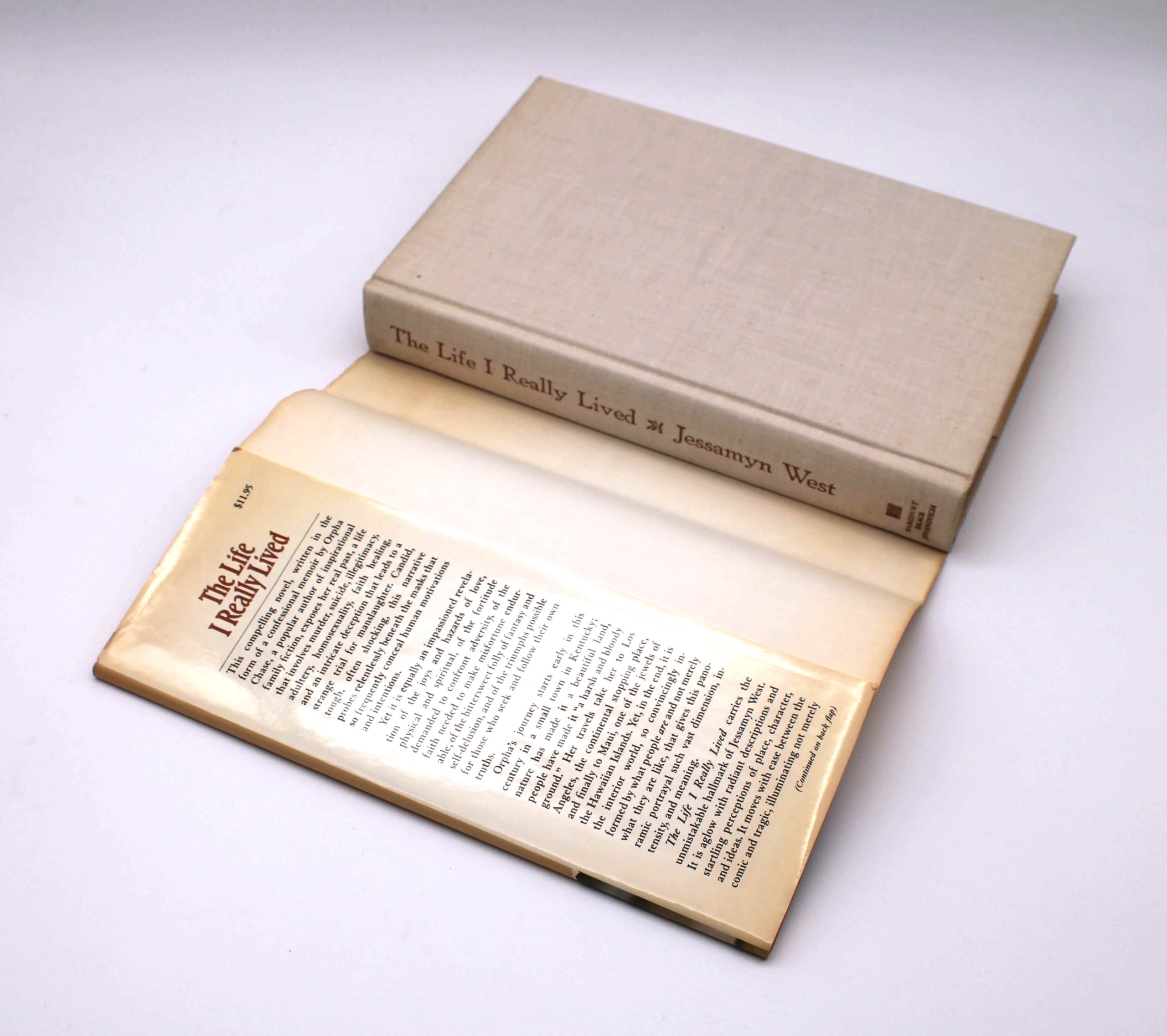 The Life I Really Lived. Signed by Jessamyn West. First Trade Edition, First Printing. Harcourt, Brace, Jovanovich. New York, 1979. - Image 6